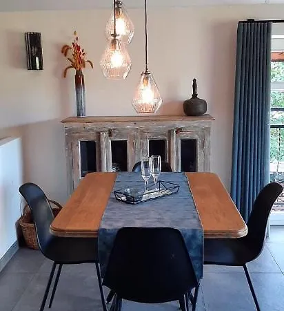לינה וארוחת בוקר Quinterhof Sint-Martens-Voeren